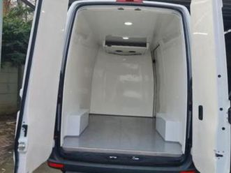 ② camion frigorifique mercedes-benz sprinter 317 — camionnettes & utilitaires — 2ememain