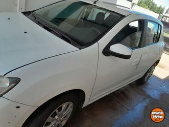 se vende renault sandero 2016