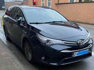 avensis touring sports 2.0 d-4d business edition