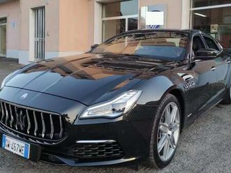 quattroporte 3.0 v6 ds granlusso 275cv auto