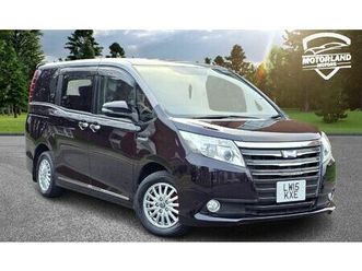 toyota noah 1.8l hybrid auto 7 seats 5 dr