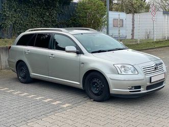 toyota avensis kombi 2.2 d-cat sol