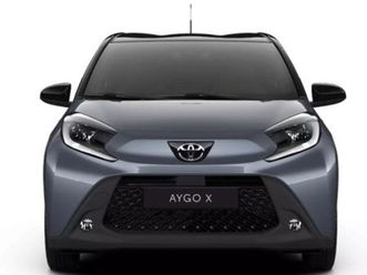 toyota aygo x 1.0 vvt-i 72 cv 5p. undercover s-cvt nuova a roma
