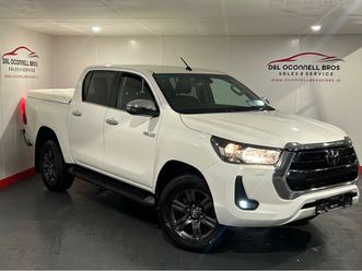2.4 double cab sr5 4dr