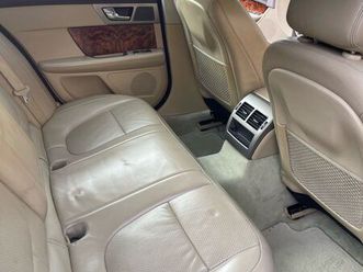 JAGUAR XF jaguar-xfs-3-l-275ch-bi-turbos-diesel-an-2009