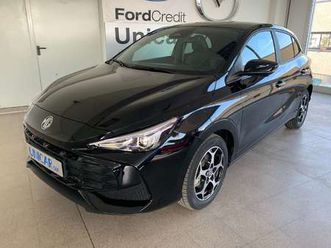 1.5 full-hybrid 195cv luxury da immatricolare