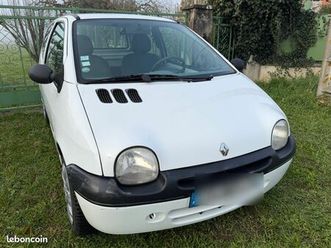 renault twingo 1.2 60ch - 2 places - 134 052km - 10/2003