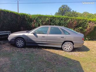 renault safrane 2700 à débattre