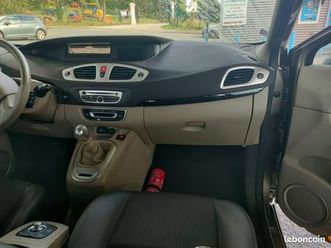 cherche une commerciale