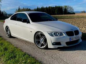 bmw 3er-reihe bmw e92 320d lci m-paket / applecarplay