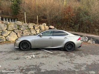 ◊ lexus is300h hybride – 2015 – entretien 100% lexus – état impeccable