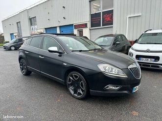 lancia delta 1.9 mjtd 190ch hard black toit ouvrant