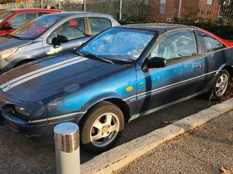 nissan coupé sport modèle 100nx pour amoureux des voitures de collection