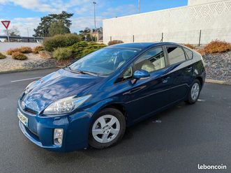 prius 3 lounge hybride essence automatique