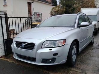 volvo v50 flexifuel 1l8 125cv 2009