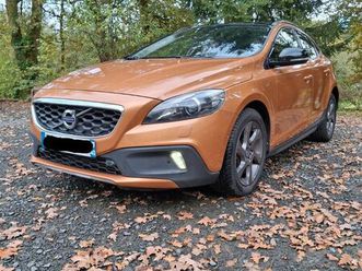 v40 cross-country