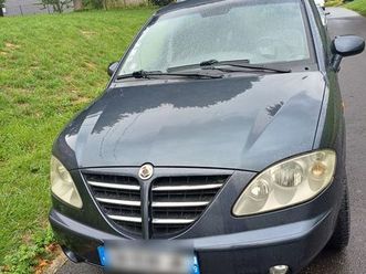 voiture ssangyong rodius