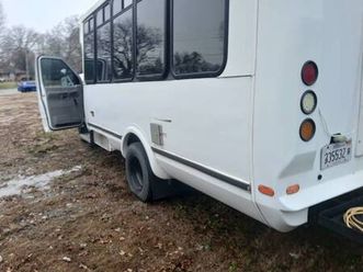 2002 ford e450 bus