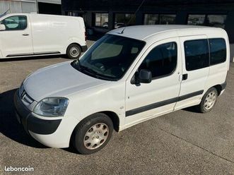 peugeot partner 1.4i 75 ch 153000 kms