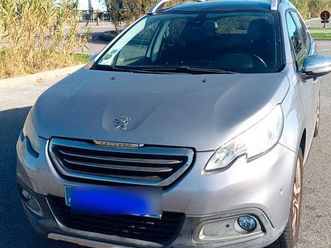 peugeot 2008 toit panoramique 120 cv