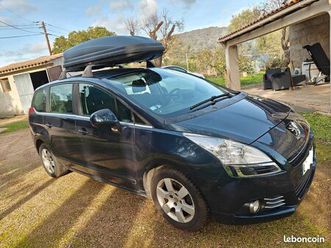 peugeot 5008, version : 1.6 e-hdi 115 active bmp - 2013
