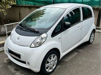 peugeot ion électrique