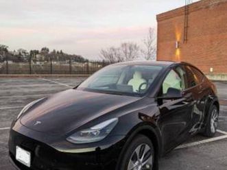 2022 tesla model y long range - excellent