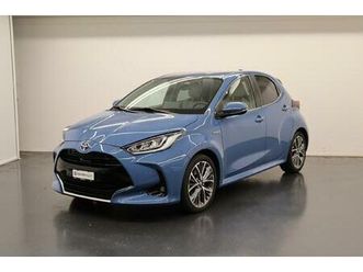 toyota yaris 1.5 vvt-i hsd premium: réserver un essai sur route !
