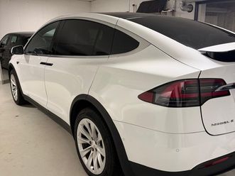 model x 90 d