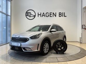 hybrid / exclusive / skinn / 8xalu / navi / r.kamera /