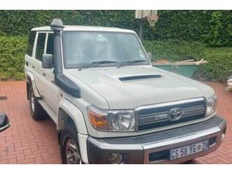 2014 toyota land cruiser 76 4.5 d v8 station wagon