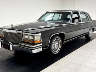 1989 cadillac fleetwood 4 door sedan