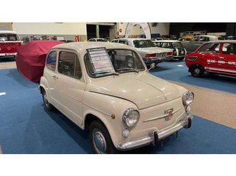 1969 seat 600 beige manuel, 4 vitesses conduite à gauche...