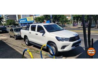 toyota hilux dx dc 4x2