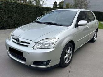 corolla 2.0 turbo d-4d ,clim digitale