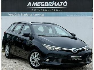 toyota auris touring sports 1.8 hsd active trend (automata) 136e km. friss szerviz. garancia
