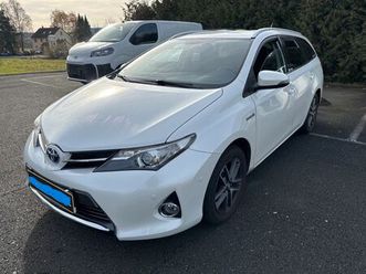 toyota auris touring sports hybrid edit kamera shz 8fa