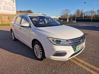 61.1kwh exclusive long range auto 5dr