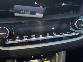 corolla cross 2.0h lounge light fwd 197cv e-cvt