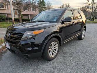 2015 ford explorer (police interceptor model)
