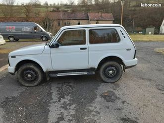 vente lada niva4×4 blanc