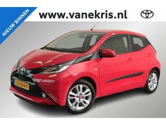 toyota aygo - 1.0 vvt-i x-joy, navi