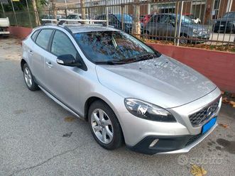 volvo v40 cross country 1.6 td