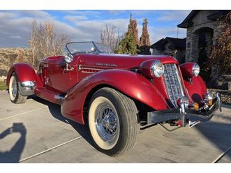 auburn boattail speedster replica by elegant motors