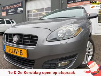 fiat croma 2.2 16v corporate premium in automaat met trekhaak en cruise controle