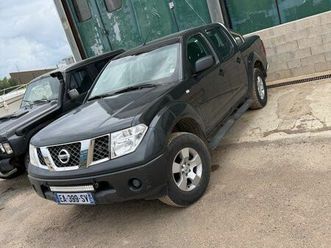 nissan navara d40