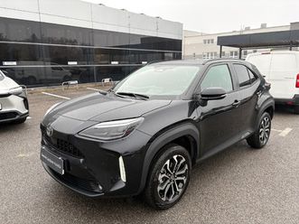 toyota yaris cross 1.5 hybrid dynamic force 130 k fwd e-cvt - style