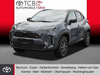 toyota yaris cross 1.5 hybrid gr sport navi shz pdc