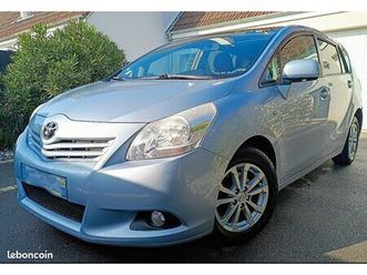 toyota verso 2 l d4d 126 cv 7 places ct vierge suivi d'entretien complet