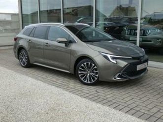 ② toyota corolla ts 1.8 hybrid style 140pk facelift+zetelverwa — toyota — 2ememain